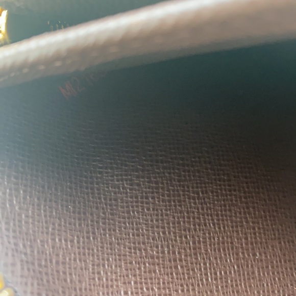 SOLD Authentic Louis Vuitton Zippy Compact Wallet - Picture 8 of 10
